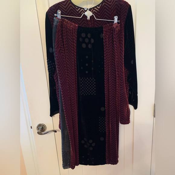 Koos of course! Top and skirt set - Picture 2 of 2